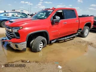 2024 Chevrolet Silverado 2500HD LTZ z VIN 2GC4YPEY6R1111753, wystawiony jako Copart lot #65169505 z przebiegiem 28 073 mil mil oraz Szkoda całkowita • Salvage title. Historia ofert i sprzedaży dostępna na DreamBid. Obrazek 1.