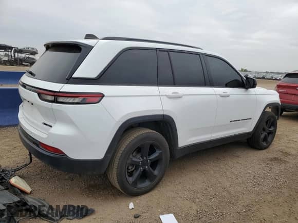 2023 Jeep Grand Cherokee Limited с VIN 1C4RJHBG4PC540523, выставлен на аукционе Copart как лот 71599715 с пробегом 88 771 миль миль и Списание • Salvage title. История ставок и продаж доступна на DreamBid. Изображение 3.