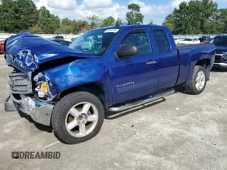 2013 Chevrolet Silverado 1500 LT with VIN 1GCRCSE09DZ222198, listed as a Copart auction lot 84050295 with 69,862 mi miles and Salvage title. Bid and sale history available at DreamBid. Image 1.