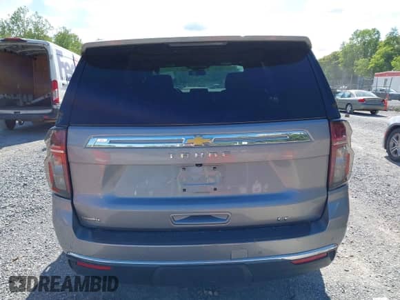 2023 Chevrolet Tahoe LT с VIN 1GNSKNKD3PR233173, выставлен на аукционе IAAI как лот 42298494 с пробегом 31 222 миль миль и . История ставок и продаж доступна на DreamBid. Изображение 16.