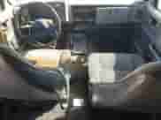 1991 Chevrolet Blazer с VIN 1GNDT13Z6M2154738, выставлен на аукционе Copart как лот 56011525 с пробегом 218 741 миль миль и Списание • Salvage title. История ставок и продаж доступна на DreamBid. Изображение 8.