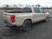 2023 Chevrolet Colorado 4WD Z71 z VIN 1GCPTDEK0P1134180, wystawiony jako IAAI lot #41794263 z przebiegiem 38 709 mil mil oraz . Historia ofert i sprzedaży dostępna na DreamBid. Obrazek 4.