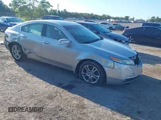 2009 Acura TL Technology с VIN 19UUA86599A002628, выставлен на аукционе IAAI как лот 43302231 с пробегом 184 671 миль миль и . История ставок и продаж доступна на DreamBid. Изображение 1.