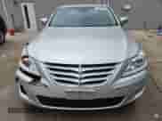 2009 Hyundai Genesis with VIN KMHGC46E69U018374, listed as a Copart auction lot 61549355 with 174,636 mi miles and Non repairable. Bid and sale history available at DreamBid. Image 5.
