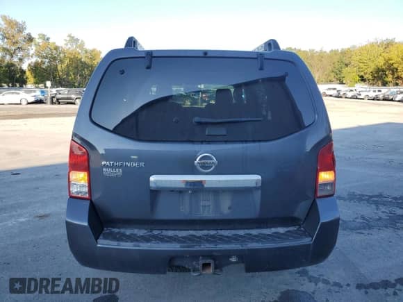 2011 Nissan Pathfinder LE z VIN 5N1AR1NB6BC631178, wystawiony jako Copart lot #71516945 z przebiegiem 213 386 mil mil oraz Szkoda całkowita • Salvage title. Historia ofert i sprzedaży dostępna na DreamBid. Obrazek 6.
