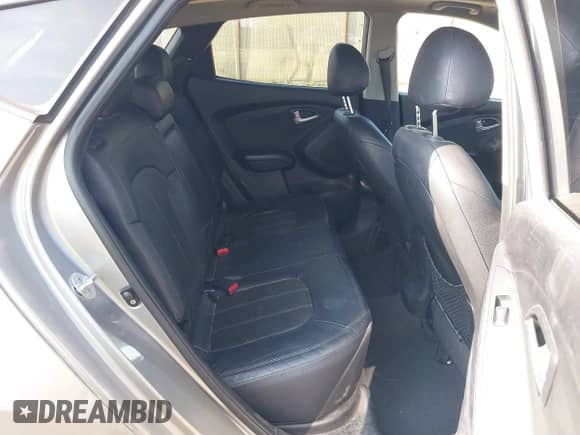 2013 Hyundai Tucson Limited с VIN KM8JU3AC8DU566372, выставлен на аукционе IAAI как лот 42714612 с пробегом Не указан миль и . История ставок и продаж доступна на DreamBid. Изображение 8.