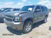 2007 Chevrolet Tahoe LT z VIN 1GNFC13027R406006, wystawiony jako IAAI lot #42212129 z przebiegiem 204 827 mil mil oraz . Historia ofert i sprzedaży dostępna na DreamBid. Obrazek 2.