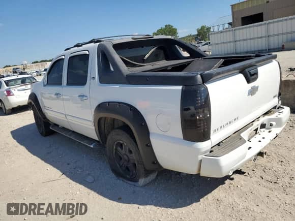 2007 Chevrolet Avalanche 3LT с VIN 3GNFK12377G228351, выставлен на аукционе Copart как лот 70209955 с пробегом 215 123 миль миль и Списание • Salvage title. История ставок и продаж доступна на DreamBid. Изображение 2.