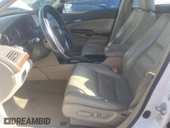 2008 Honda Accord EX-L с VIN JHMCP26818C044342, выставлен на аукционе Copart как лот 81510655 с пробегом 150 595 миль миль и Списание • Salvage title. История ставок и продаж доступна на DreamBid. Изображение 7.