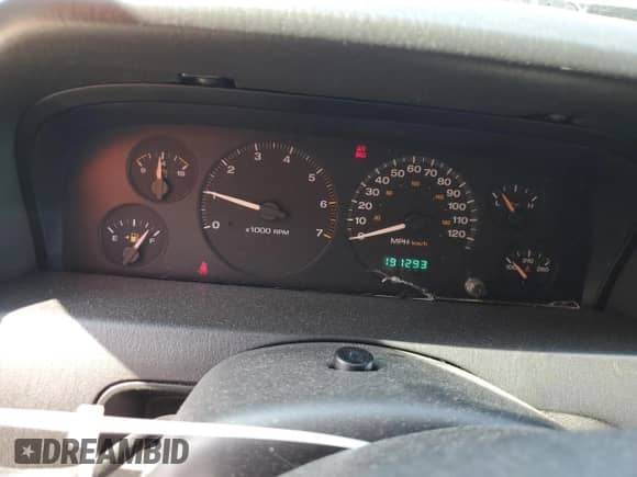 2002 Jeep Grand Cherokee с VIN 1J8GX48S12C255290, выставлен на аукционе Copart как лот 57832025 с пробегом 191 293 миль миль и На запчасти • Non repairable. История ставок и продаж доступна на DreamBid. Изображение 9.