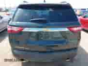 2021 Chevrolet Traverse LT с VIN 1GNEVHKW2MJ221694, выставлен на аукционе IAAI как лот 43021302 с пробегом 82 348 миль миль и . История ставок и продаж доступна на DreamBid. Изображение 17.