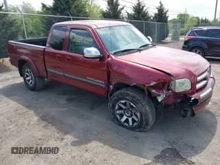 2005 Toyota Tundra SR5 с VIN 5TBBT44125S471798, выставлен на аукционе IAAI как лот 42164285 с пробегом 240 209 миль миль и . История ставок и продаж доступна на DreamBid. Изображение 1.
