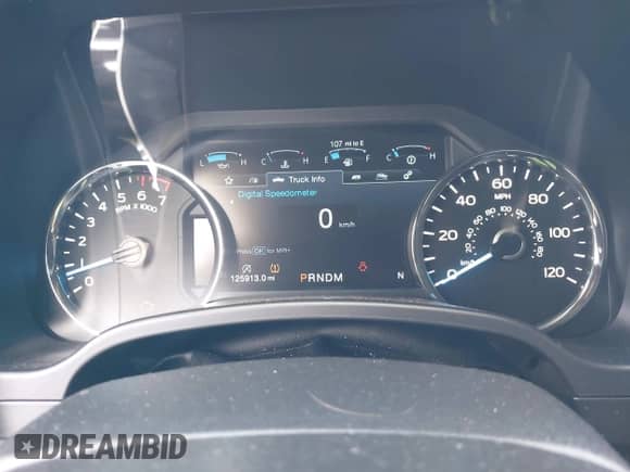 2018 Ford F-150 XL z VIN 1FTEW1EG2JKF48815, wystawiony jako IAAI lot #43303966 z przebiegiem 125 913 mil mil oraz . Historia ofert i sprzedaży dostępna na DreamBid. Obrazek 7.