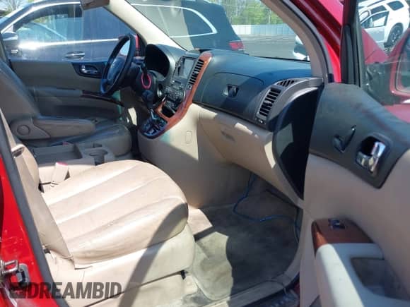 2007 Hyundai Entourage GLS с VIN KNDMC233076021528, выставлен на аукционе IAAI как лот 41928518 с пробегом 259 489 миль миль и . История ставок и продаж доступна на DreamBid. Изображение 5.
