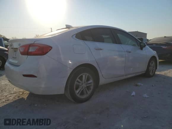 2018 Chevrolet Cruze LT z VIN 1G1BH5SE1J7149364, wystawiony jako Copart lot #75835844 z przebiegiem 113 784 mil mil oraz Szkoda całkowita • Salvage title. Historia ofert i sprzedaży dostępna na DreamBid. Obrazek 3.