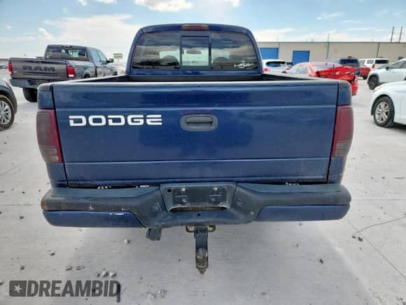 2002 Dodge Dakota Sport z VIN 1B7HL38N62S692851, wystawiony jako Copart lot #63767335 z przebiegiem 218 871 mil mil oraz Szkoda całkowita • Salvage title. Historia ofert i sprzedaży dostępna na DreamBid. Obrazek 6.