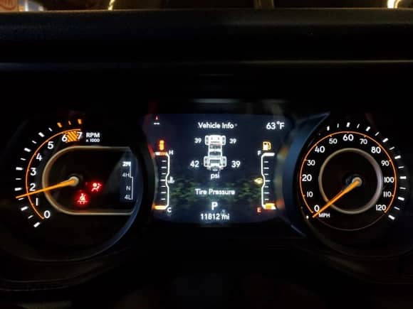 2025 Jeep Wrangler Sport S with VIN 1C4PJXDN1SW524123, listed as a Copart auction lot 89494205 with 11,812 mi miles and Clean title. Bid and sale history available at DreamBid. Image 9.