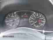 2020 Nissan Pathfinder S z VIN 5N1DR2AN9LC635763, wystawiony jako IAAI lot #42912961 z przebiegiem 33 864 mil mil oraz . Historia ofert i sprzedaży dostępna na DreamBid. Obrazek 7.