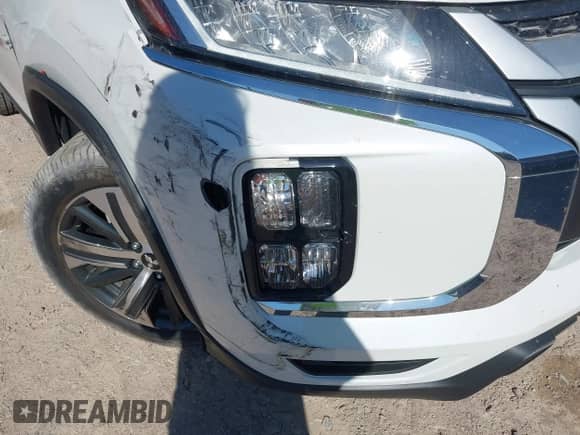 2021 Mitsubishi Outlander ES z VIN JA4ARUAU7MU003537, wystawiony jako IAAI lot #43092424 z przebiegiem 49 791 mil mil oraz . Historia ofert i sprzedaży dostępna na DreamBid. Obrazek 6.