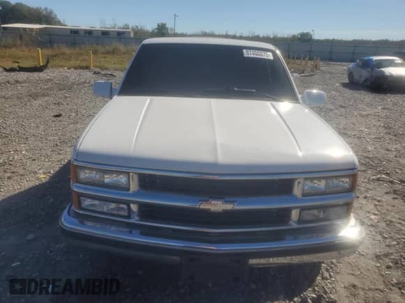 1990 Chevrolet Silverado 1500 с VIN 1GCDC14K6LZ258064, выставлен на аукционе Copart как лот 87400875 с пробегом 330 069 миль миль и Списание • Salvage title. История ставок и продаж доступна на DreamBid. Изображение 5.