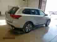 2020 Mitsubishi Outlander SE z VIN JA4AD3A34LZ016716, wystawiony jako Copart lot #70956755 z przebiegiem 63 444 mil mil oraz Czysty tytuł • Clean title. Historia ofert i sprzedaży dostępna na DreamBid. Obrazek 3.