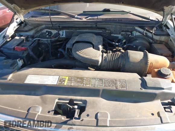 2003 Ford F-150 XLT z VIN 1FTRW07683KA87073, wystawiony jako IAAI lot #43424180 z przebiegiem Nie podano mil oraz . Historia ofert i sprzedaży dostępna na DreamBid. Obrazek 10.