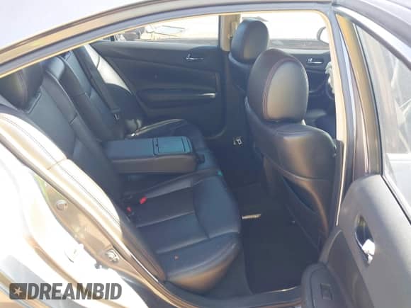 2014 Nissan Maxima SV with VIN 1N4AA5AP6EC443310, listed as a IAAI auction lot 42373390 with 146,828 mi miles and . Bid and sale history available at DreamBid. Image 8.