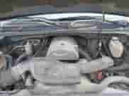 2004 Chevrolet Avalanche Z71 z VIN 3GNEK12T94G287716, wystawiony jako IAAI lot #42850235 z przebiegiem 262 184 mil mil oraz . Historia ofert i sprzedaży dostępna na DreamBid. Obrazek 10.