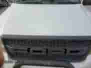 2005 Ford F-150 XLT z VIN 1FTPW145X5KF08223, wystawiony jako Copart lot #81624325 z przebiegiem 211 011 mil mil oraz Szkoda całkowita • Salvage title. Historia ofert i sprzedaży dostępna na DreamBid. Obrazek 11.