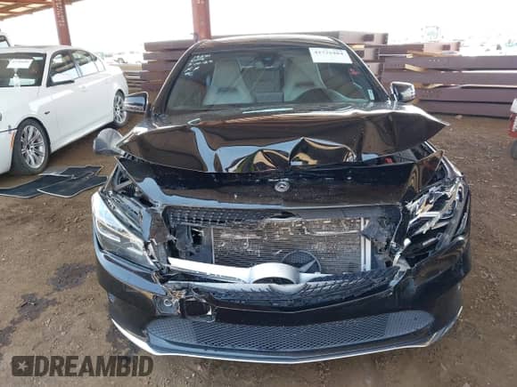 2018 Mercedes-Benz CLA 250 с VIN WDDSJ4EB5JN537027, выставлен на аукционе IAAI как лот 42731984 с пробегом 123 871 миль миль и . История ставок и продаж доступна на DreamBid. Изображение 6.