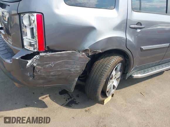 2015 Honda Pilot Touring с VIN 5FNYF4H99FB008815, выставлен на аукционе IAAI как лот 43081909 с пробегом 155 447 миль миль и . История ставок и продаж доступна на DreamBid. Изображение 6.