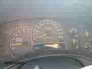 2006 Chevrolet Silverado 1500 LT1 z VIN 1GCEK19B76Z175683, wystawiony jako Copart lot #69053564 z przebiegiem 175 716 mil mil oraz Szkoda całkowita • Salvage title. Historia ofert i sprzedaży dostępna na DreamBid. Obrazek 9.