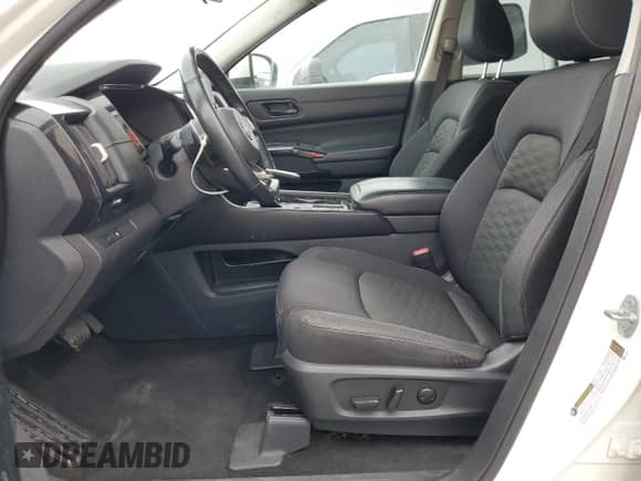 2023 Nissan Pathfinder SV with VIN 5N1DR3BA3PC249573, listed as a Copart auction lot 84587245 with 59,206 mi miles and Salvage title. Bid and sale history available at DreamBid. Image 7.