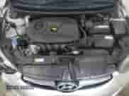 2013 Hyundai Elantra GLS z VIN KMHDH4AE2DU797387, wystawiony jako Copart lot #57596315 z przebiegiem 113 144 mil mil oraz Czysty tytuł • Clean title. Historia ofert i sprzedaży dostępna na DreamBid. Obrazek 11.