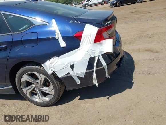 2020 Honda Accord EX-L with VIN 1HGCV1F58LA108972, listed as a IAAI auction lot 43096495 with 73,869 mi miles and . Bid and sale history available at DreamBid. Image 17.