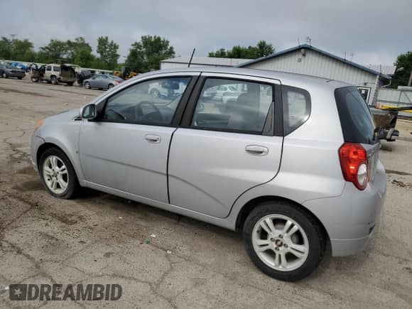 2010 Chevrolet Aveo 1LT с VIN KL1TD6DE9AB006855, выставлен на аукционе Copart как лот 64120345 с пробегом Не указан миль и Списание • Salvage title. История ставок и продаж доступна на DreamBid. Изображение 2.