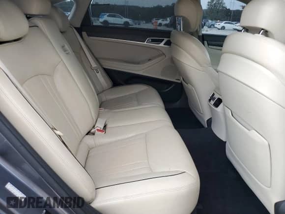 2015 Hyundai Genesis 3.8L с VIN KMHGN4JE2FU099726, выставлен на аукционе Copart как лот 70879965 с пробегом 145 891 миль миль и Списание • Salvage title. История ставок и продаж доступна на DreamBid. Изображение 10.