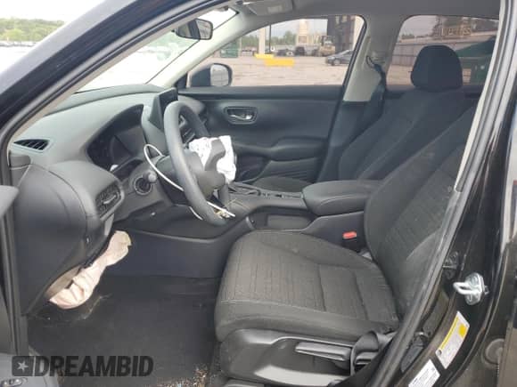 2025 Honda HR-V LX with VIN 3CZRZ2H32SM715721, listed as a Copart auction lot 71271215 with 20,864 mi miles and Salvage title. Bid and sale history available at DreamBid. Image 7.