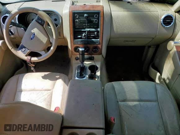 2009 Ford Explorer Eddie Bauer с VIN 1FMEU64EX9UA11043, выставлен на аукционе Copart как лот 64984365 с пробегом Не указан миль и Чистый • Clean title. История ставок и продаж доступна на DreamBid. Изображение 8.