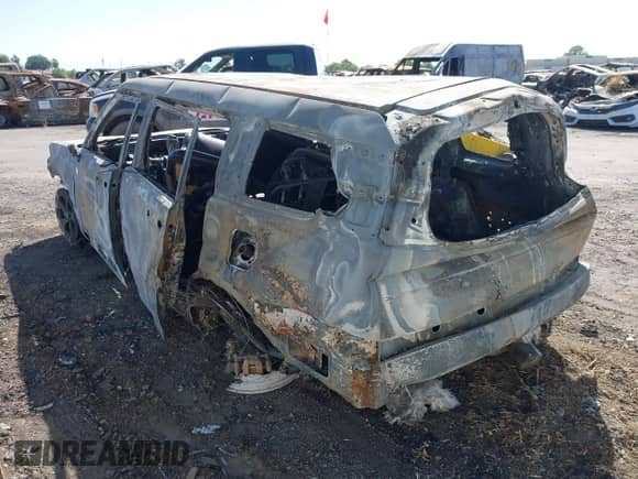 2024 Hyundai Santa Fe SE с VIN 5NMP14GL7RH044187, выставлен на аукционе IAAI как лот 42507053 с пробегом Не указан миль и . История ставок и продаж доступна на DreamBid. Изображение 3.