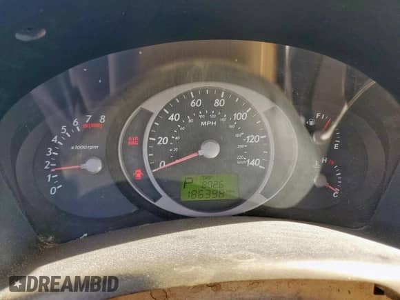 2005 Hyundai Tucson GLS z VIN KM8JN12D75U110566, wystawiony jako Copart lot #90953695 z przebiegiem 166 398 mil mil oraz Czysty tytuł • Clean title. Historia ofert i sprzedaży dostępna na DreamBid. Obrazek 9.