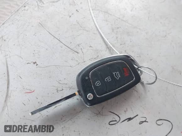 2014 Hyundai Santa Fe с VIN 5XYZU3LB1EG135810, выставлен на аукционе IAAI как лот 43312775 с пробегом 99 730 миль миль и . История ставок и продаж доступна на DreamBid. Изображение 11.