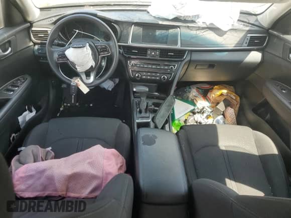 2018 Kia Optima LX z VIN KNAGT4L39J5236523, wystawiony jako Copart lot #68594335 z przebiegiem 66 207 mil mil oraz Szkoda całkowita • Salvage title. Historia ofert i sprzedaży dostępna na DreamBid. Obrazek 8.