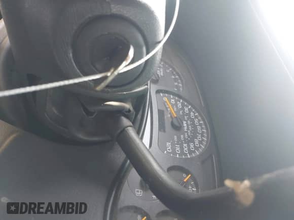 2005 Chevrolet Avalanche Z66 с VIN 3GNEC12Z45G200260, выставлен на аукционе IAAI как лот 43168601 с пробегом 321 736 миль миль и . История ставок и продаж доступна на DreamBid. Изображение 11.