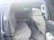 2007 Toyota Tundra SR5 z VIN 5TBET54107S454598, wystawiony jako IAAI lot #42558681 z przebiegiem 309 838 mil mil oraz . Historia ofert i sprzedaży dostępna na DreamBid. Obrazek 8.