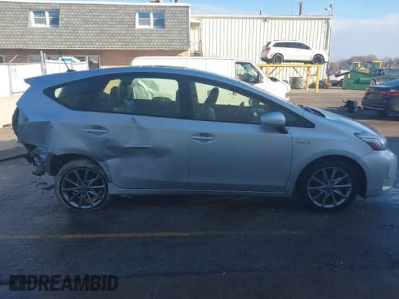 2015 Toyota Prius Two z VIN JTDZN3EU6FJ026238, wystawiony jako IAAI lot #41651401 z przebiegiem 195 037 mil mil oraz . Historia ofert i sprzedaży dostępna na DreamBid. Obrazek 14.