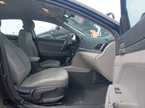 2017 Hyundai Elantra SE с VIN 5NPD74LF9HH073628, выставлен на аукционе IAAI как лот 43273097 с пробегом 164 184 миль миль и . История ставок и продаж доступна на DreamBid. Изображение 5.