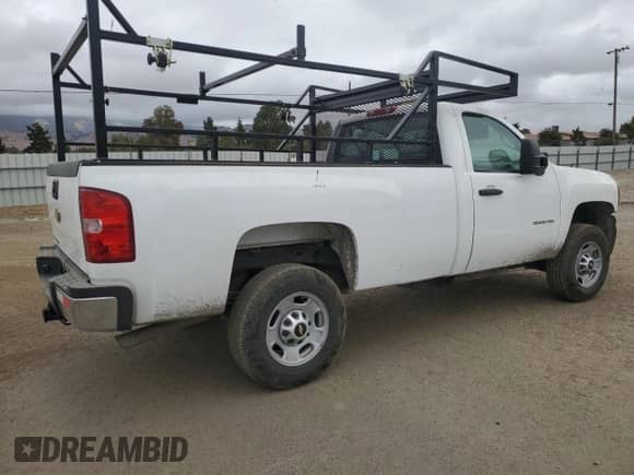 2011 Chevrolet Silverado 2500HD Work Truck с VIN 1GC0CVCG1BF100492, выставлен на аукционе Copart как лот 70327904 с пробегом 58 024 миль миль и Списание • Salvage title. История ставок и продаж доступна на DreamBid. Изображение 3.