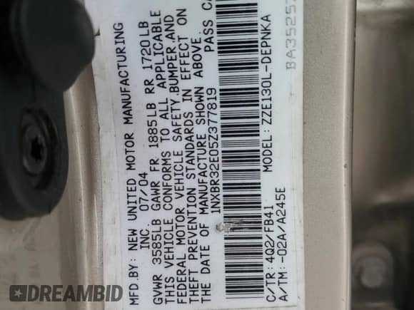 2005 Toyota Corolla LE z VIN 1NXBR32E05Z377819, wystawiony jako Copart lot #85673395 z przebiegiem 299 999 mil mil oraz Szkoda całkowita • Salvage title. Historia ofert i sprzedaży dostępna na DreamBid. Obrazek 12.