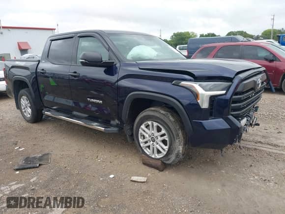 2022 Toyota Tundra SR5 with VIN 5TFLA5DB5NX043573, listed as a IAAI auction lot 42805559 with 24,980 mi miles and . Bid and sale history available at DreamBid. Image 1.